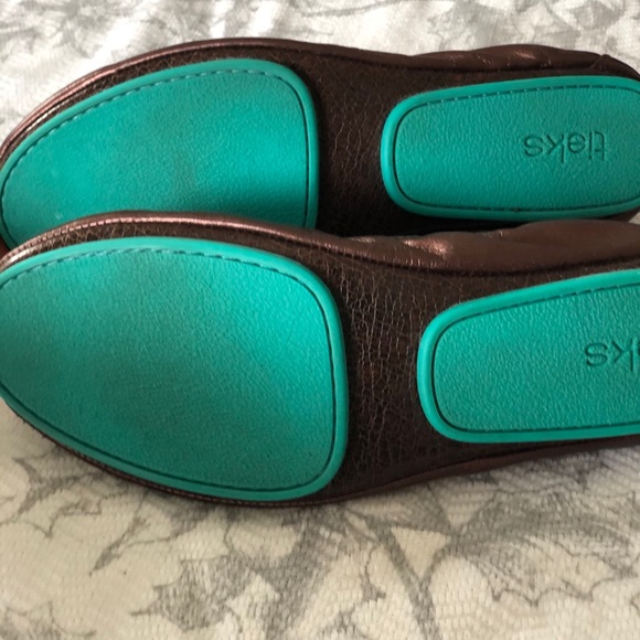 Limited ed. Raspberry Truffle Tieks by Gavrieli - Picture 11 of 11